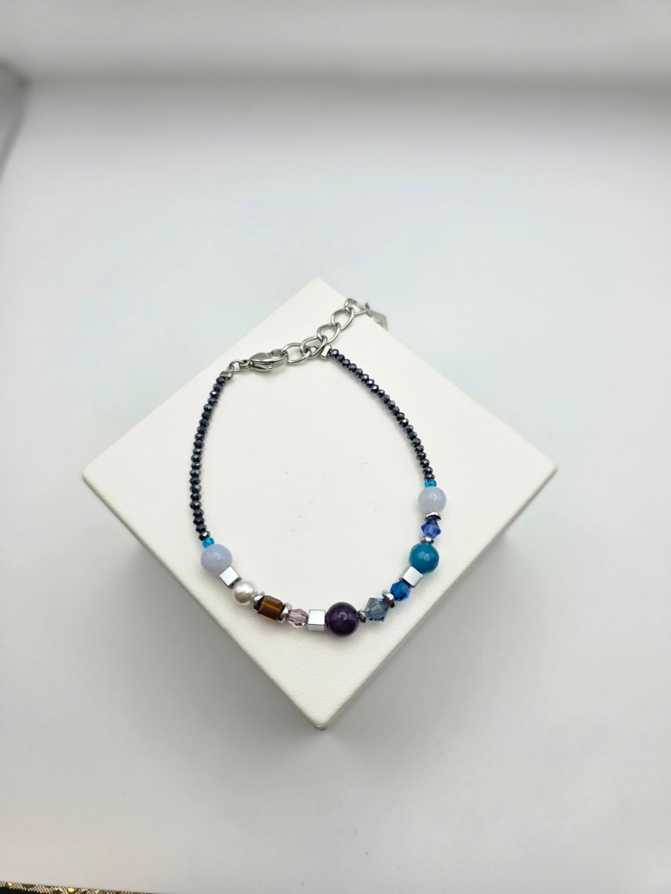 Blue large bead bracelet