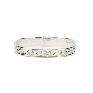 SILVER & 24K VERMEIL WHITE MOISSANITE (ROUND 6MM) WINDOW TO THE SOUL BANGLE