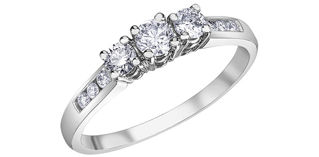14KWG Trinity Ring
