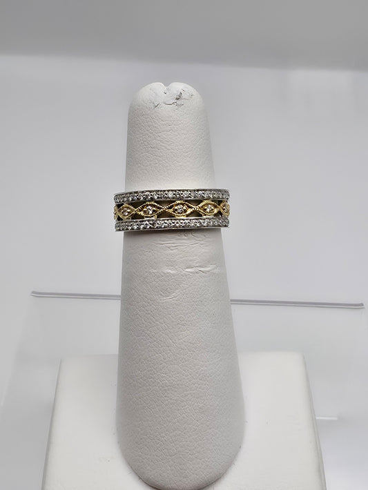 14K Two Tone Diamond Band