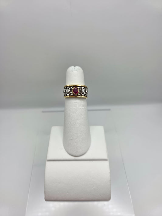 18K Yellow Gold 19K White Gold Diamond and Ruby Band